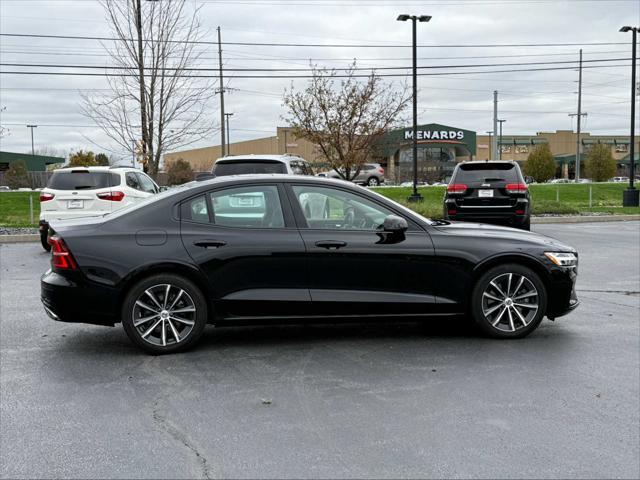 2022 volvo s60 t5 momentum