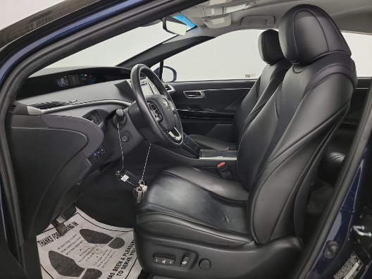 2020 toyota mirai base