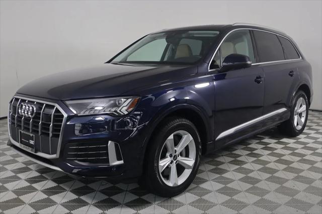 2024 audi q7 45 premium plus
