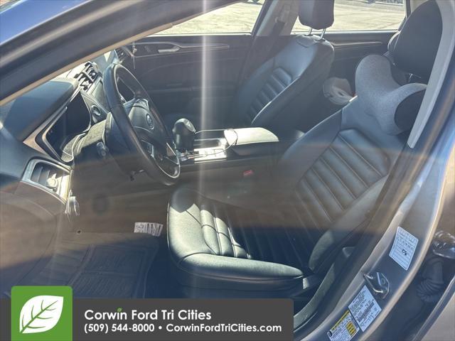 2020 ford fusion sel