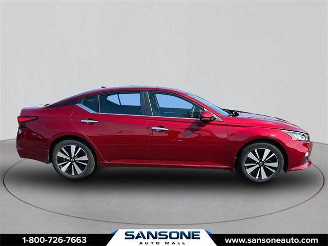 2021 nissan altima 2.5 sv