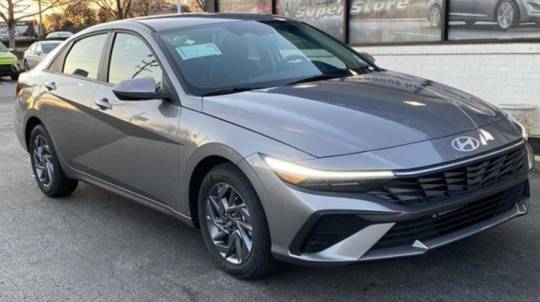 2024 Hyundai Elantra