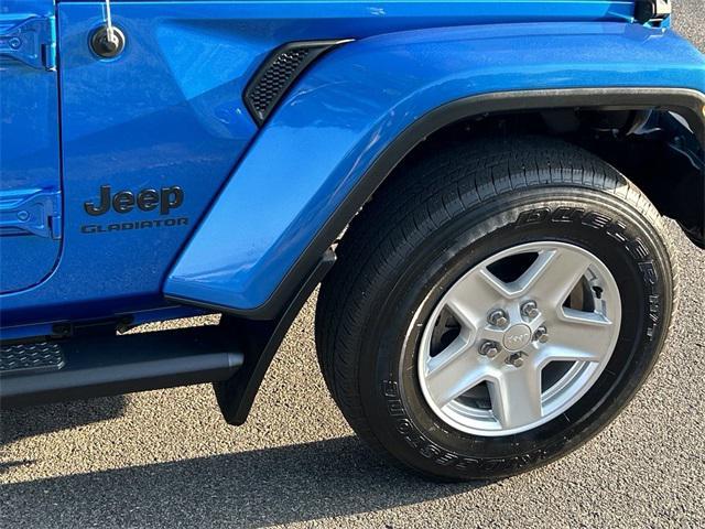 2021 jeep gladiator sport s