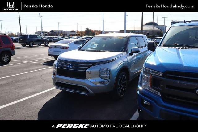 2022 mitsubishi outlander black edition