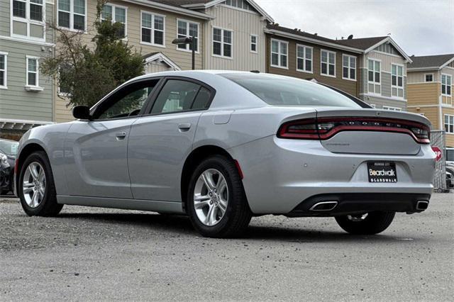 2022 dodge charger sxt