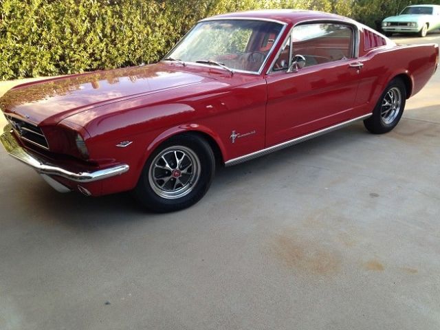1965 ford mustang fastback , arizona car p/s p/b a/c stereo, nice
