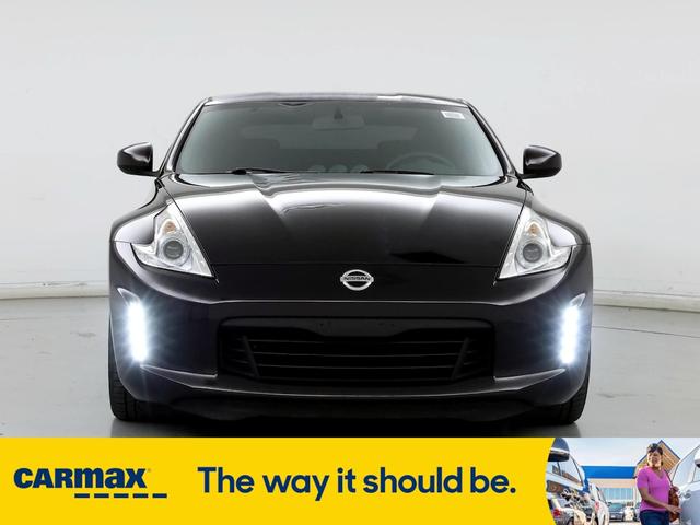 2016 nissan 370z sport