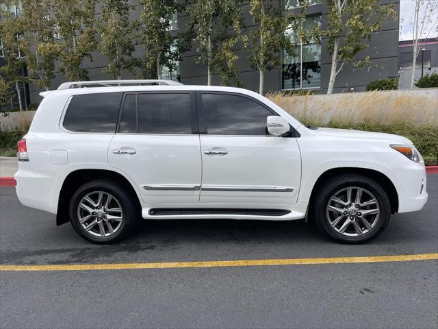 2013 lexus lx 570 base