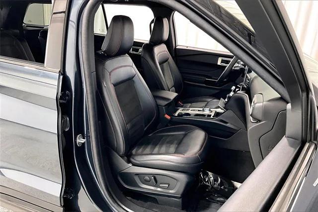 2023 ford explorer st-line