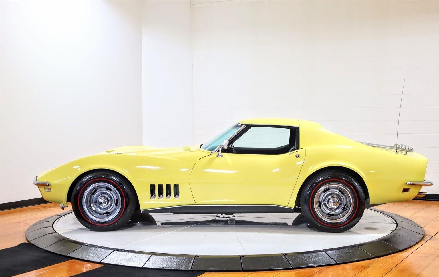 1968 chevrolet corvette 2 door coupe manual transmission