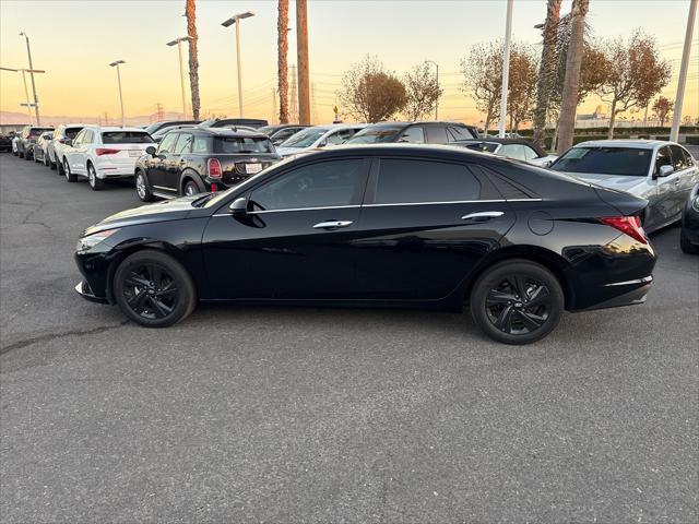 2022 hyundai elantra sel