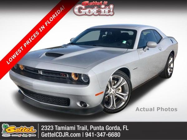 2022 dodge challenger in hartford, wisconsin