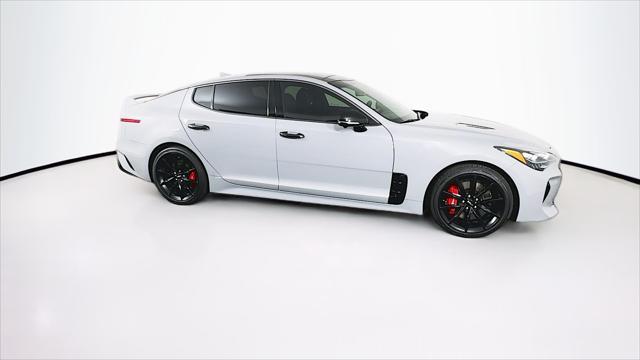 2022 kia stinger gt2