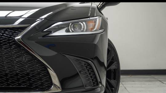 2022 Lexus ES