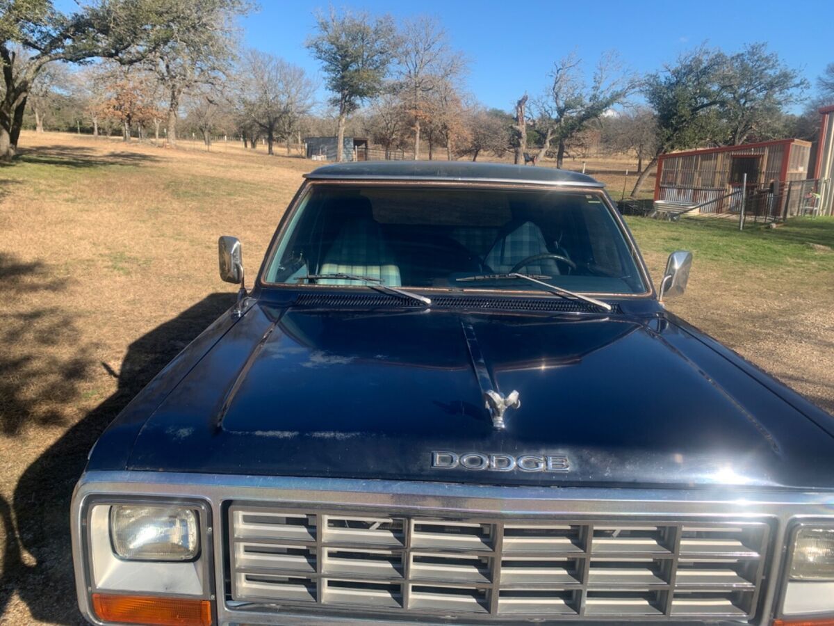 1983 dodge ramcharger