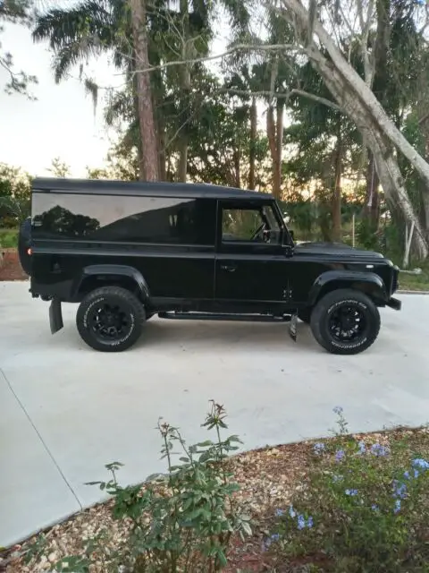 land rover defender 110 200 tdi * santorini black * fully restored * 986 miles