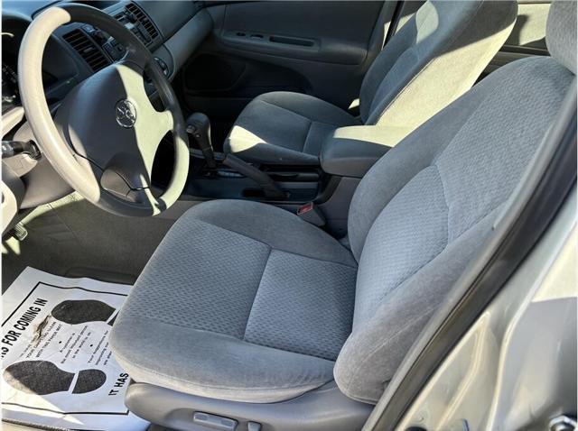 2003 toyota camry le