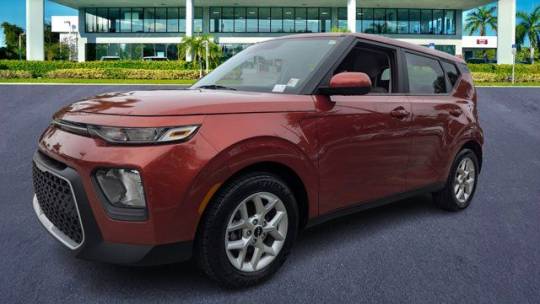 2022 kia soul lx