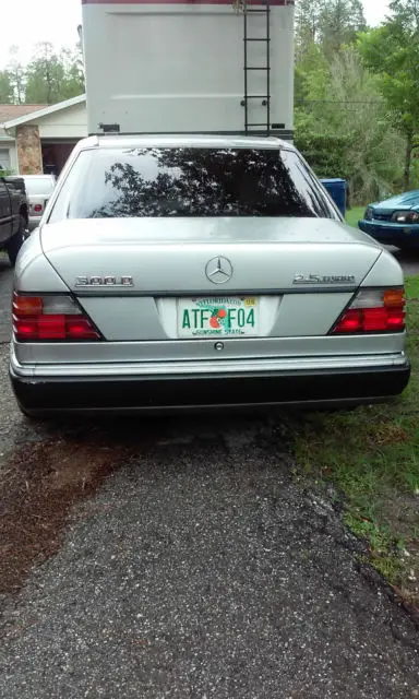 1993 mercedes 300d 2.5 liter diesel turbo