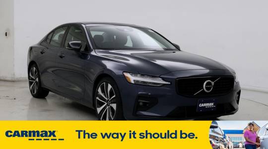 2022 Volvo S60