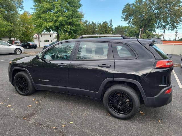 2014 jeep cherokee sport