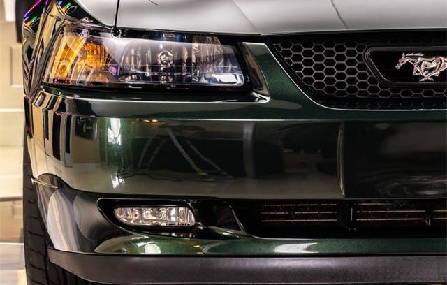 2001 ford mustang