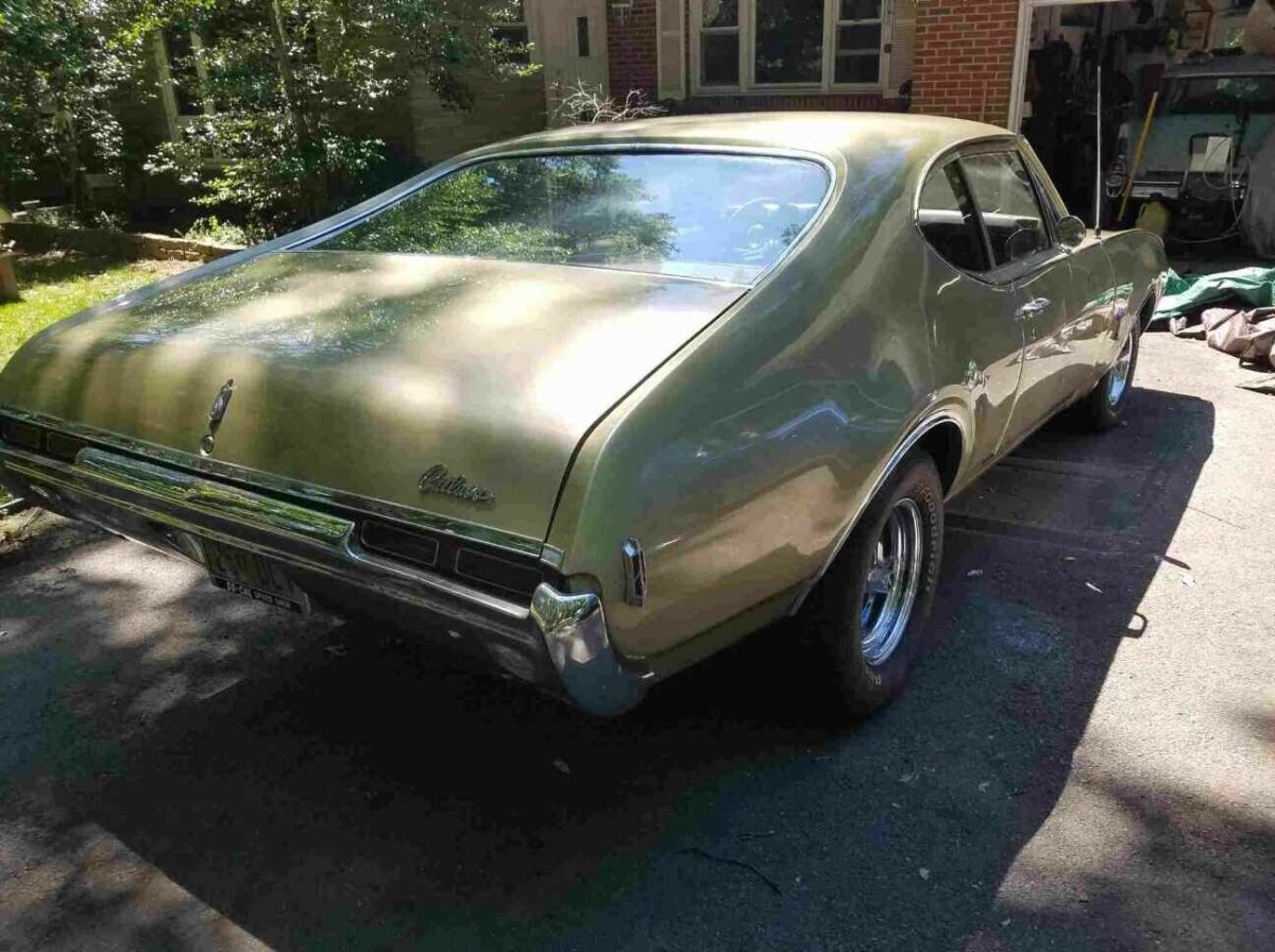 1968 oldsmobile cutlass supreme classic coupe brown rwd automatic green