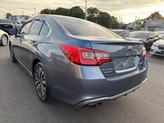 2018 subaru legacy base