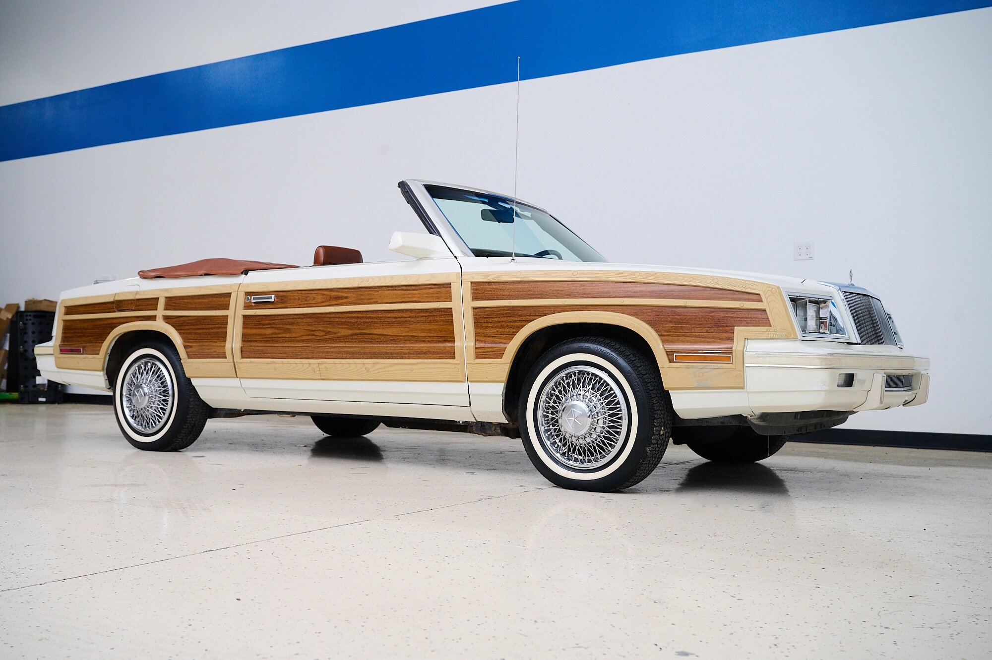 chrysler lebaron town