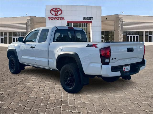 2022 toyota tacoma sr