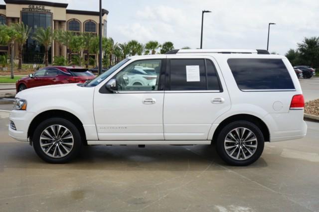 2017 lincoln navigator select