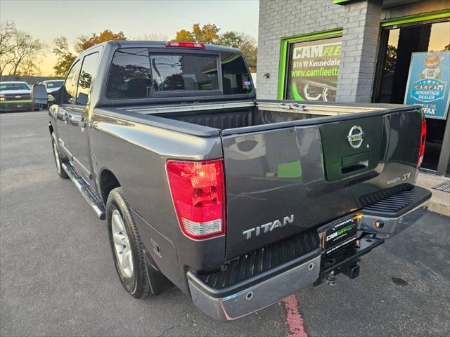 2011 nissan titan sv