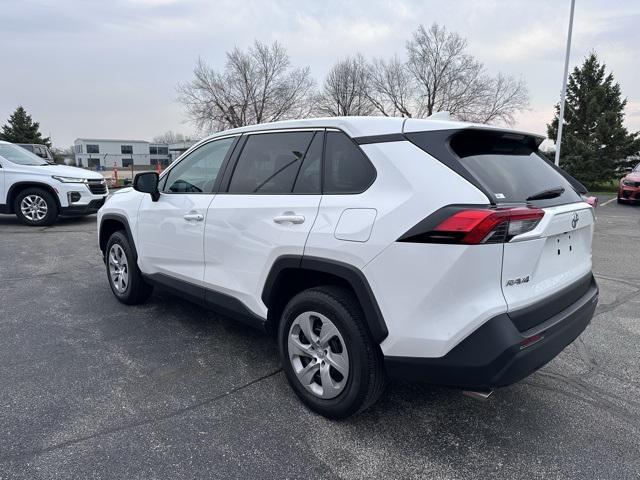 2024 toyota rav4 le