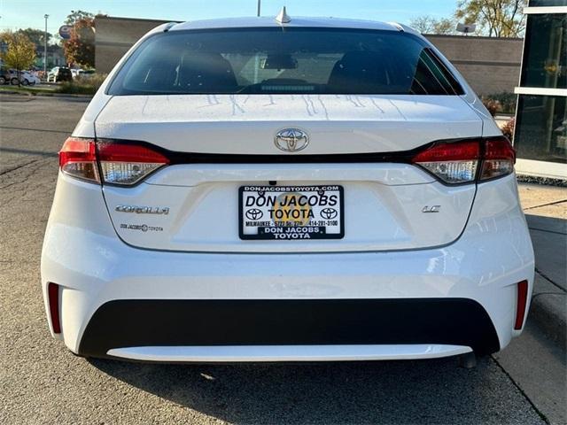 2022 toyota corolla le