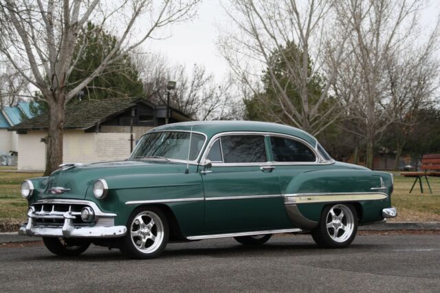 1953 chevy bel air 350 a/c 700r4 must see!!