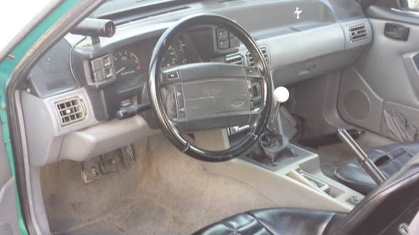 1993 mustang lx hatchback , built 306 , 6 pt rollbar w/swingouts new paint