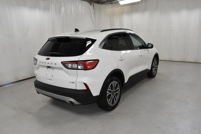 2020 ford escape sel