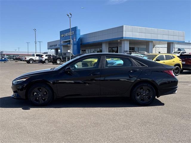 2022 hyundai elantra hev blue