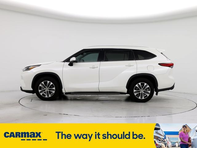 2021 toyota highlander xle