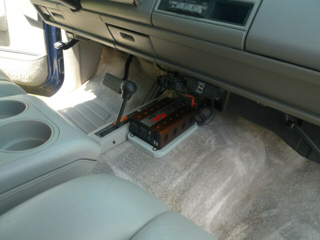 1994 gmc 4x4 k1500 suburban 3rd row seating