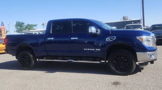 2017 Nissan Titan