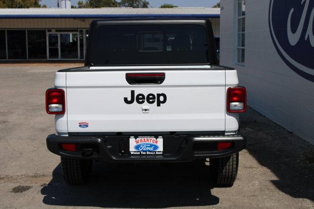 2023 jeep gladiator sport s