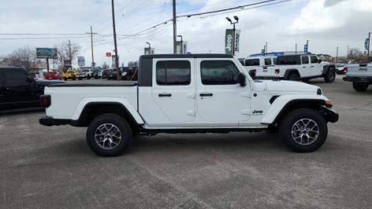 2024 Jeep Gladiator