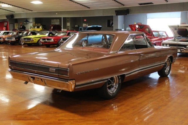 champagne dodge coronet with 72,367 miles available now!