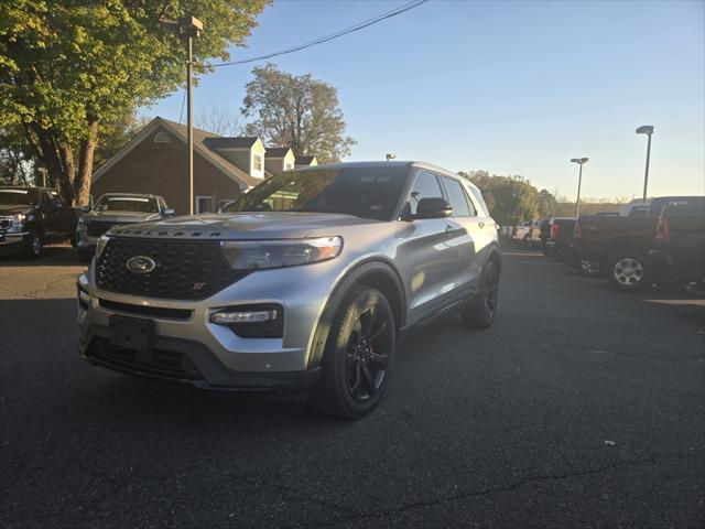 2021 ford explorer st