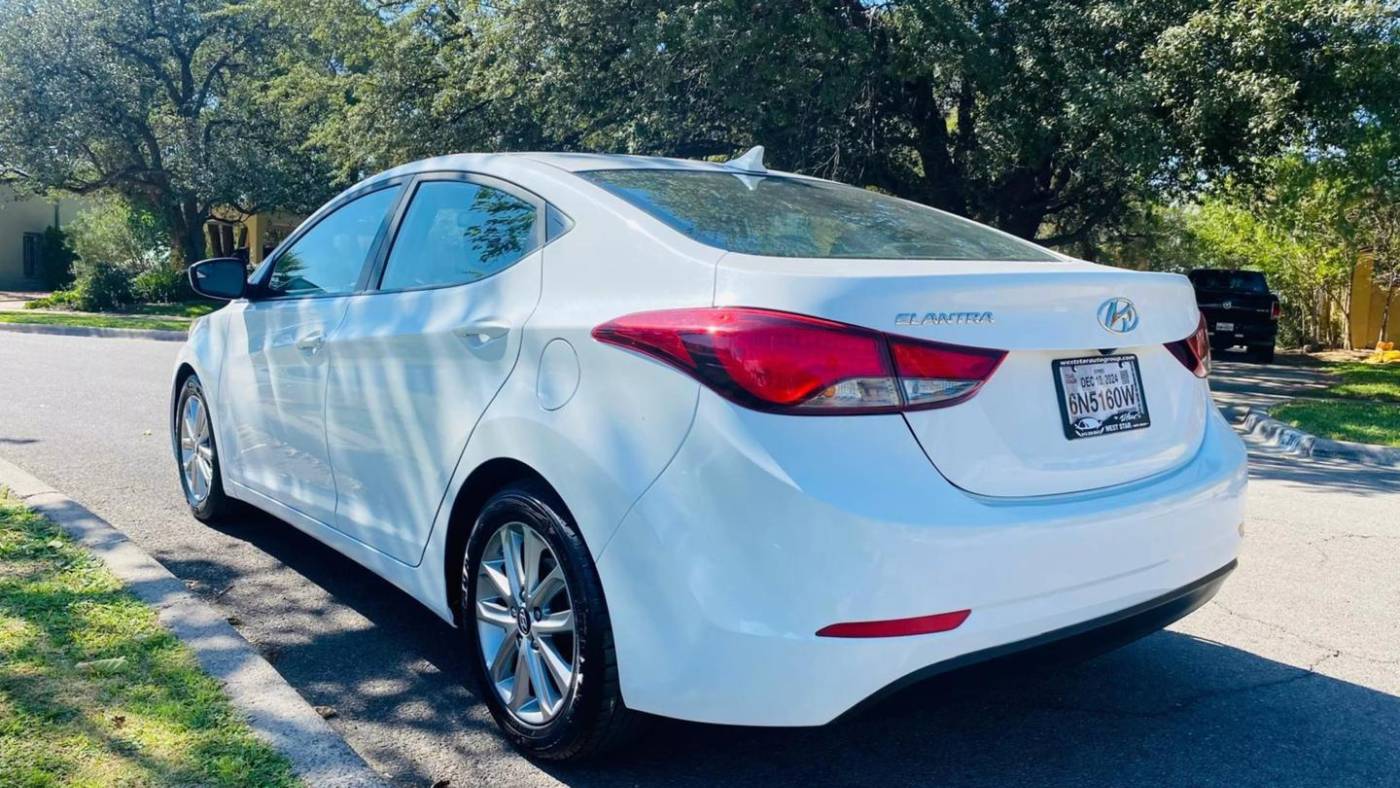 2014 hyundai elantra se