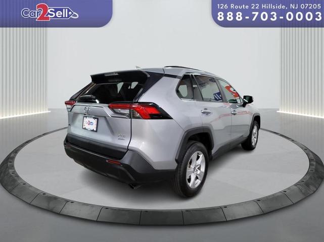 2021 toyota rav4 xle