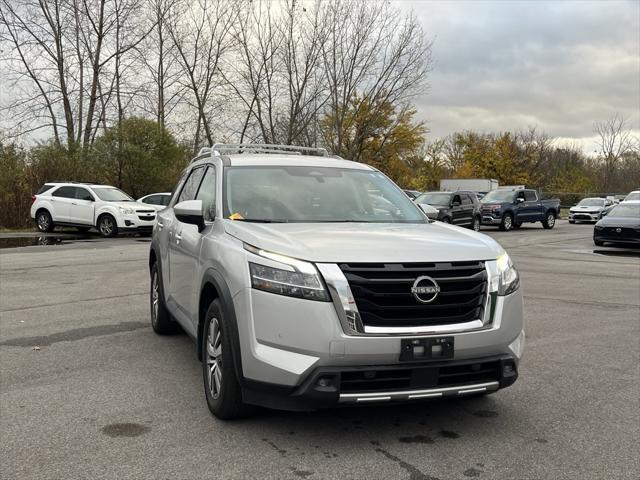 2022 nissan pathfinder sl 4wd