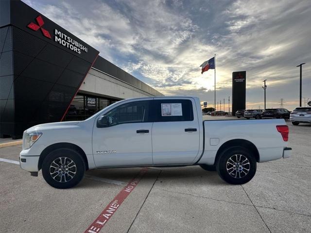 2023 nissan titan sv