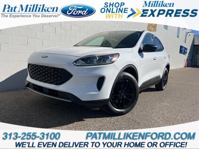 2022 ford escape se